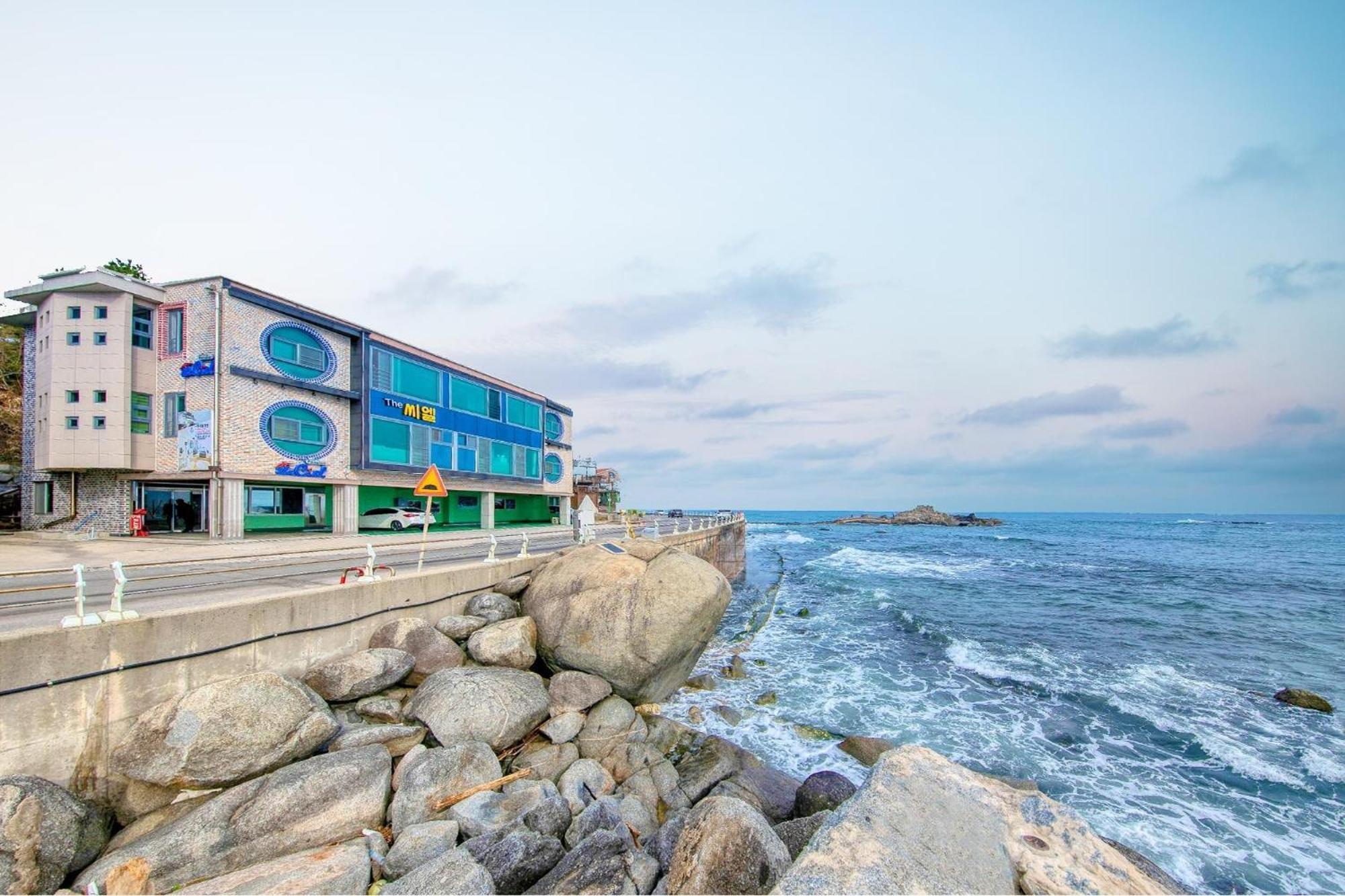 Gangneung The Ciel Spa Pension Eksteriør bilde